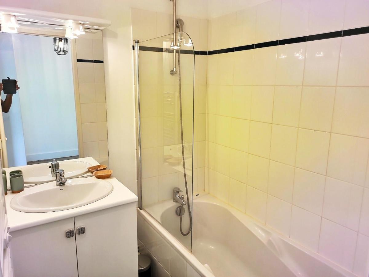 L'Ebenisterie - Sublime Type 2 Lumineux - Grand Balcon Apartment Орво Екстериор снимка