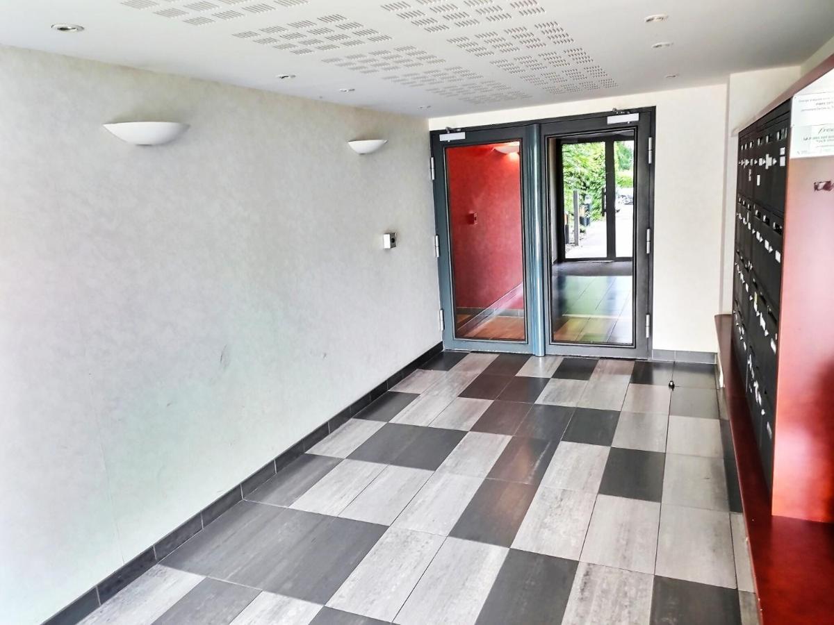 L'Ebenisterie - Sublime Type 2 Lumineux - Grand Balcon Apartment Орво Екстериор снимка